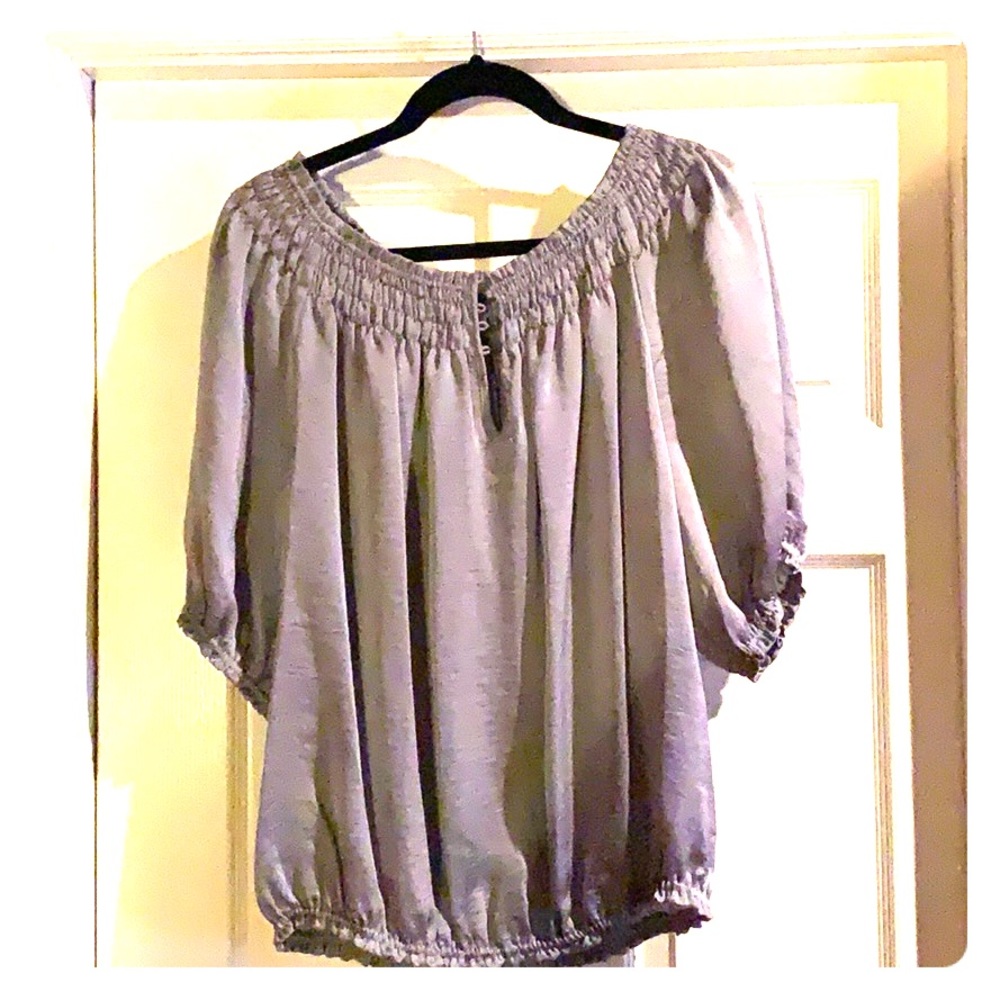 Cute pullover top